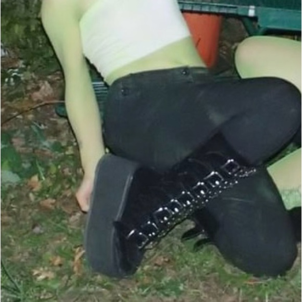 Demonia Damned 318’s - size 7